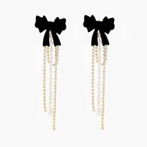 Pearl drop earrings M872